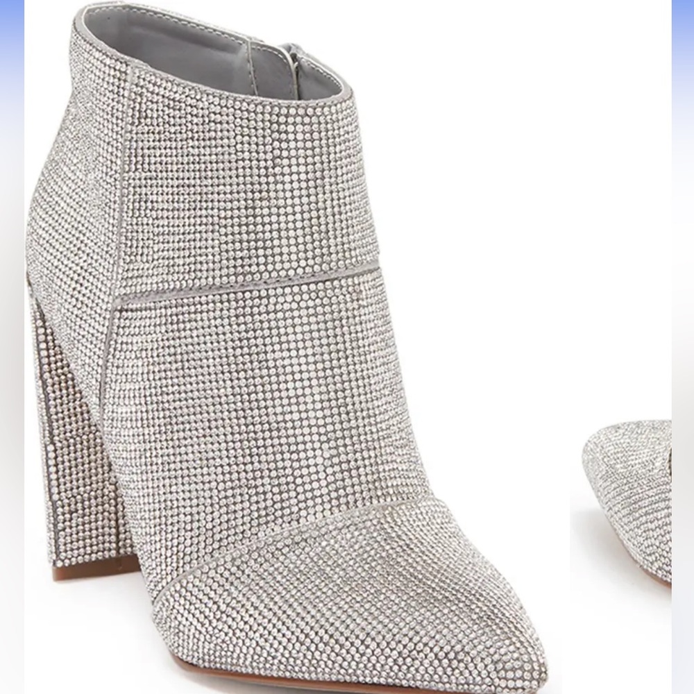 Steve Madden Embellished Ankle Boots. Size 7. Color is sparkly silver.